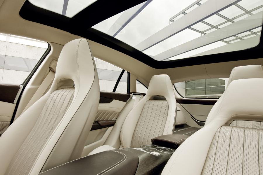  Mercedes-Benz Shooting Break Concept 2010 года  (фото 34 из 65)